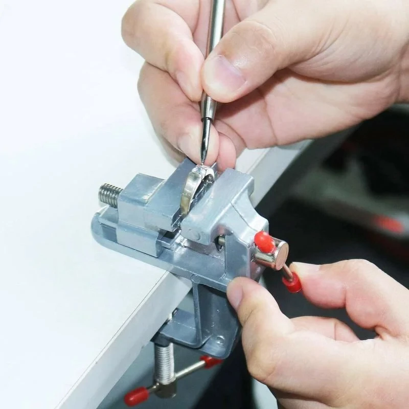 Mini morsa da banco morsetto d - Electronics Repair Hobby recensione e prezzo